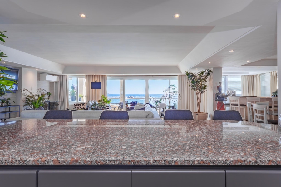 To Let 3 Bedroom Property for Rent in Clifton Western Cape